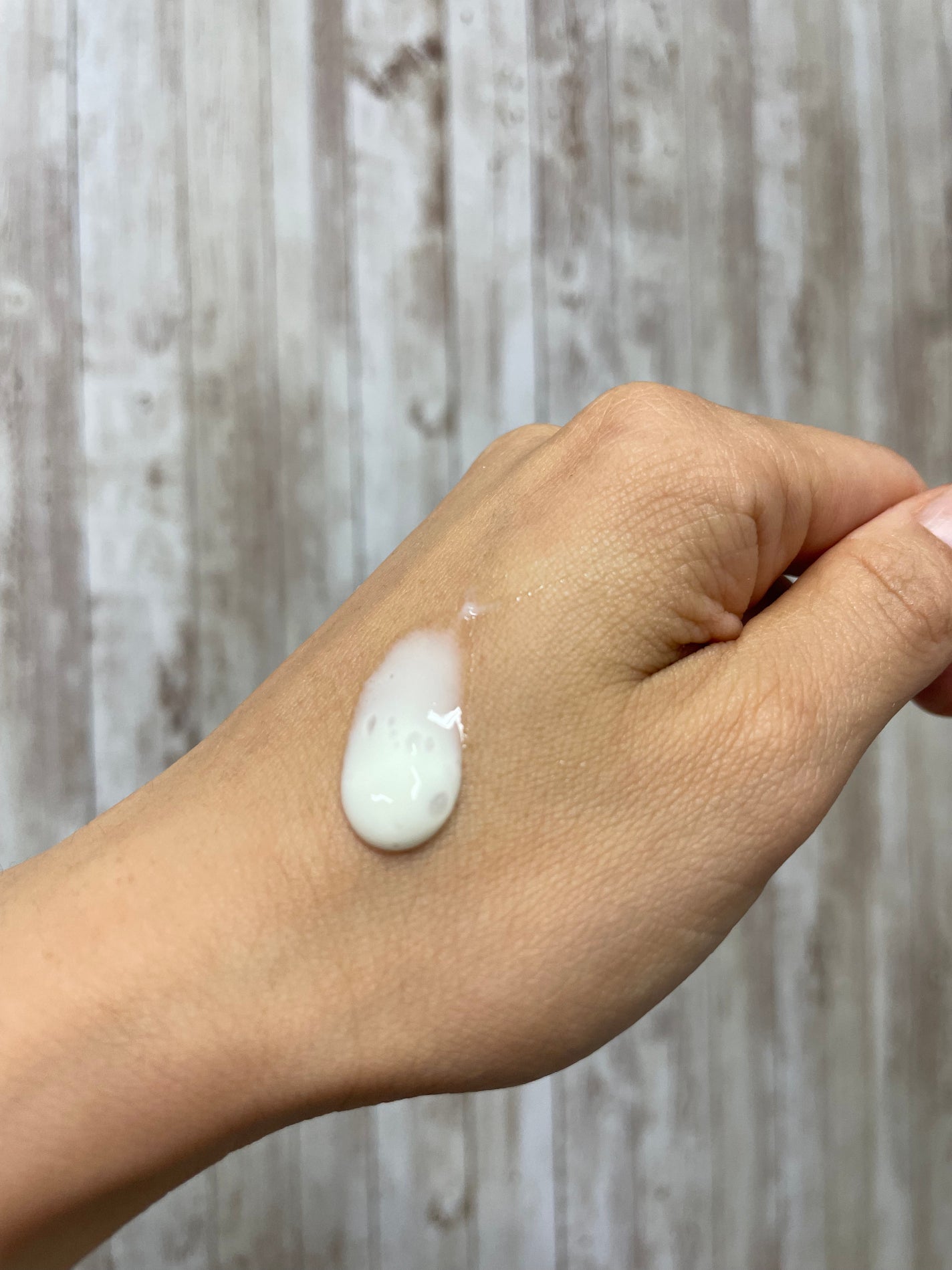 シカレチA エッセンス0.1/VT/美容液を使ったクチコミ(2枚目)