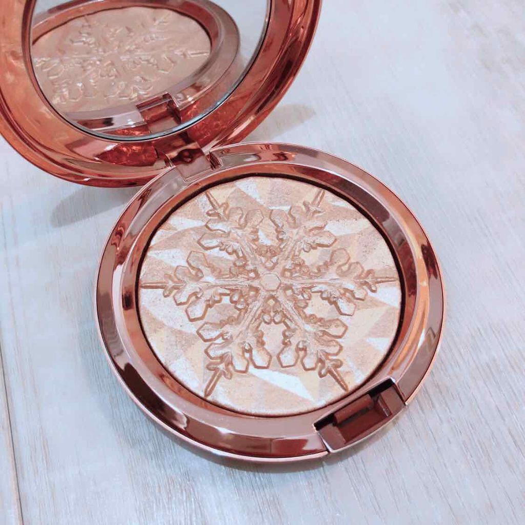 エクストラ ディメンション スキンフィニッシュ ウィスパー オブ ギルト(限定パッケージ)/M・A・C/プレストパウダーを使ったクチコミ（1枚目）