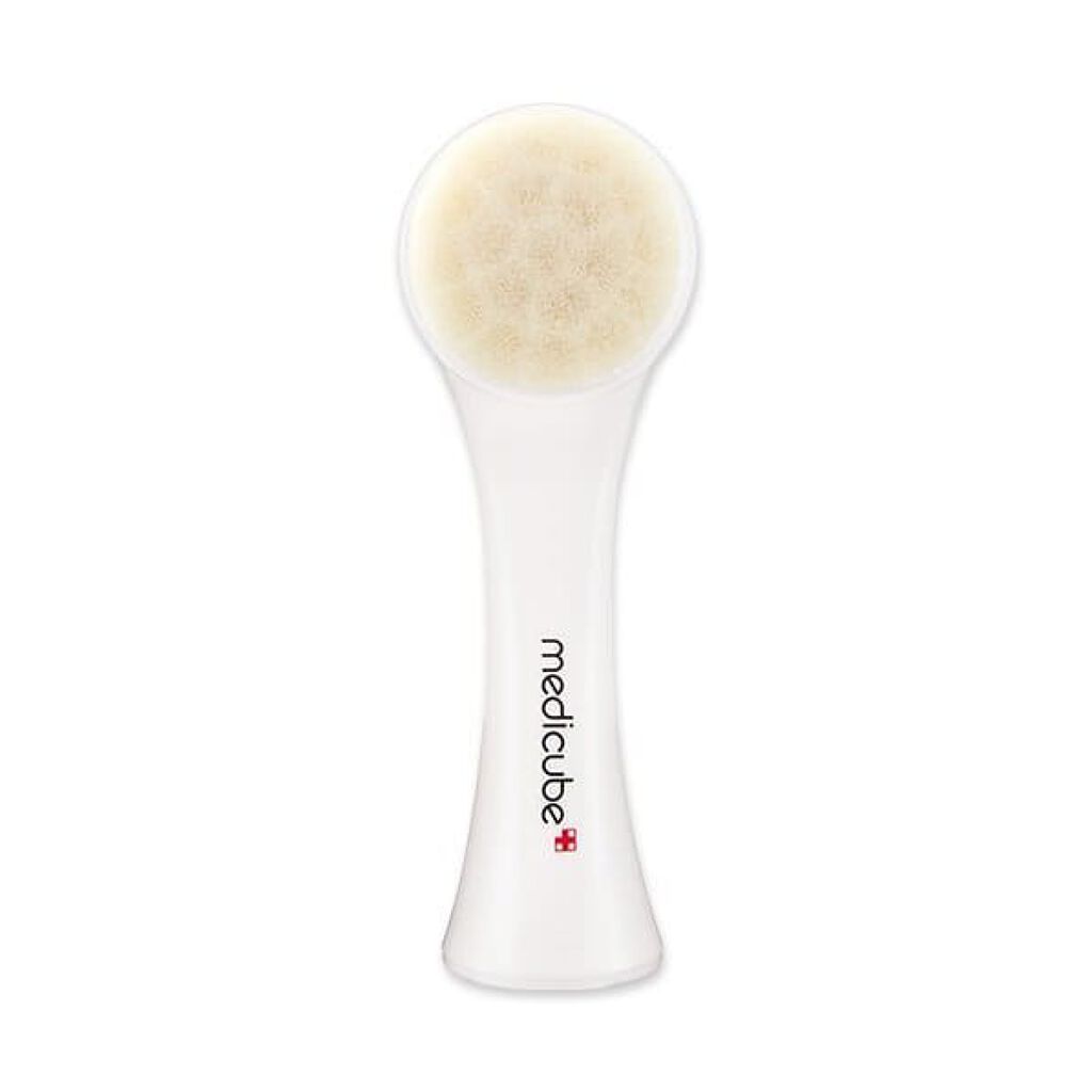 毛穴洗顔デュアルブラシ MEDICUBE