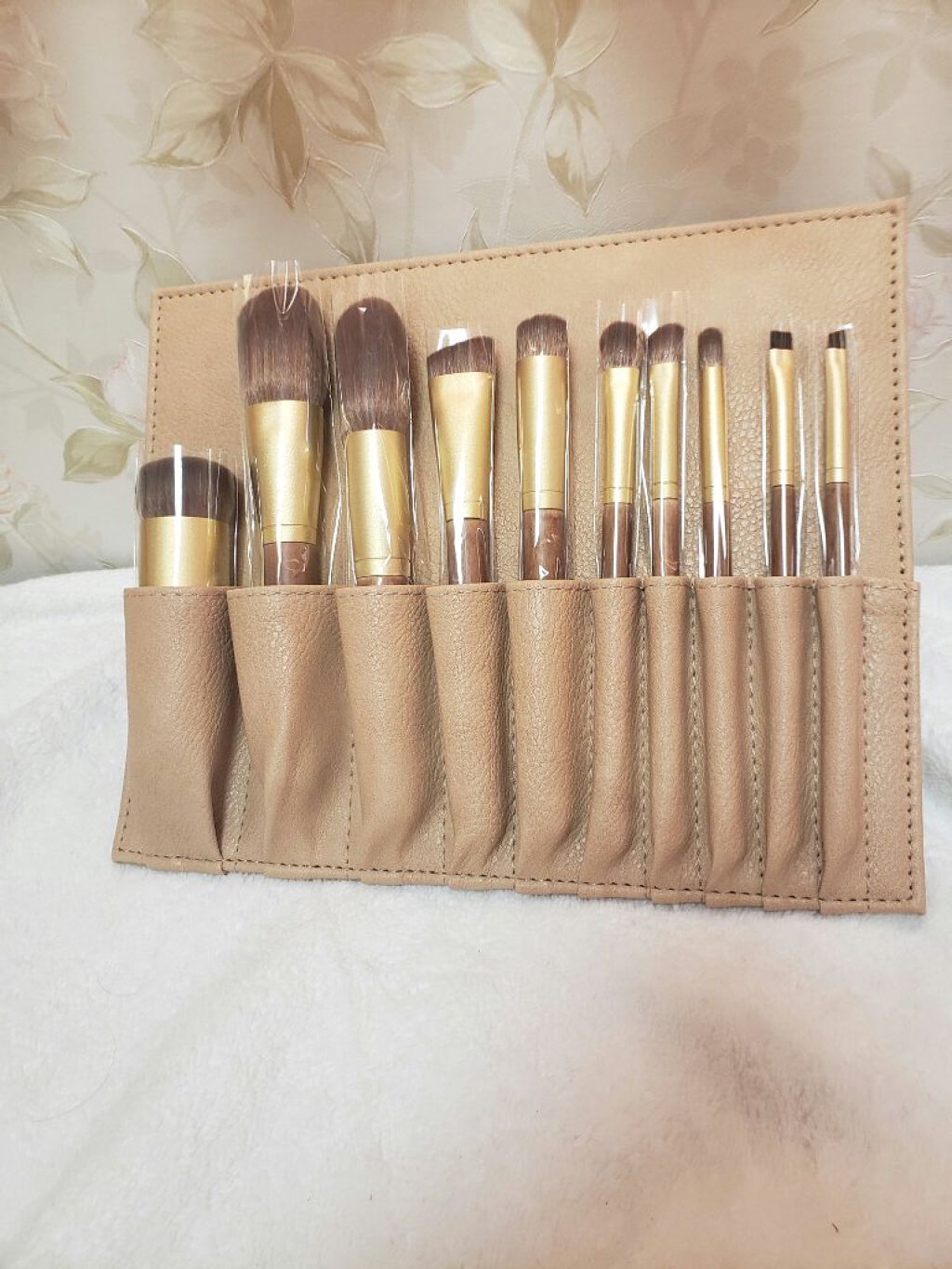 SIXPLUS X MARILYN 10本メイクアップブラシセット/SIXPLUS/メイクブラシを使ったクチコミ（3枚目）