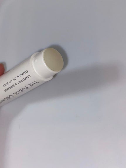 オーガニック認証 精油リップスティック スーパーポジティブ ライズ/THE PUBLIC ORGANIC/リップクリームを使ったクチコミ(3枚目)