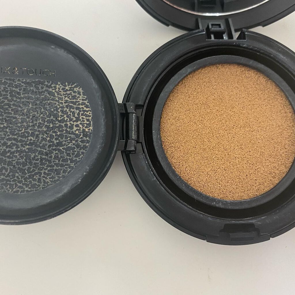 エッセンシャル スキン ヌーダー クッション Medium(本体+リフィル)/JUNG SAEM MOOL/クッションファンデーションを使ったクチコミ（2枚目）