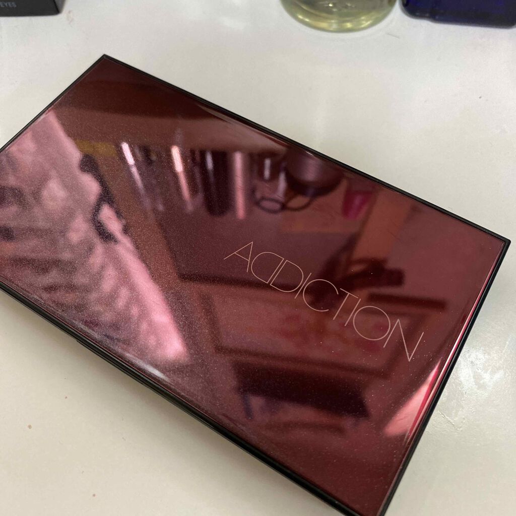コンパクトアディクション “パーティタッチ”/ADDICTION/アイシャドウパレットを使ったクチコミ（2枚目）