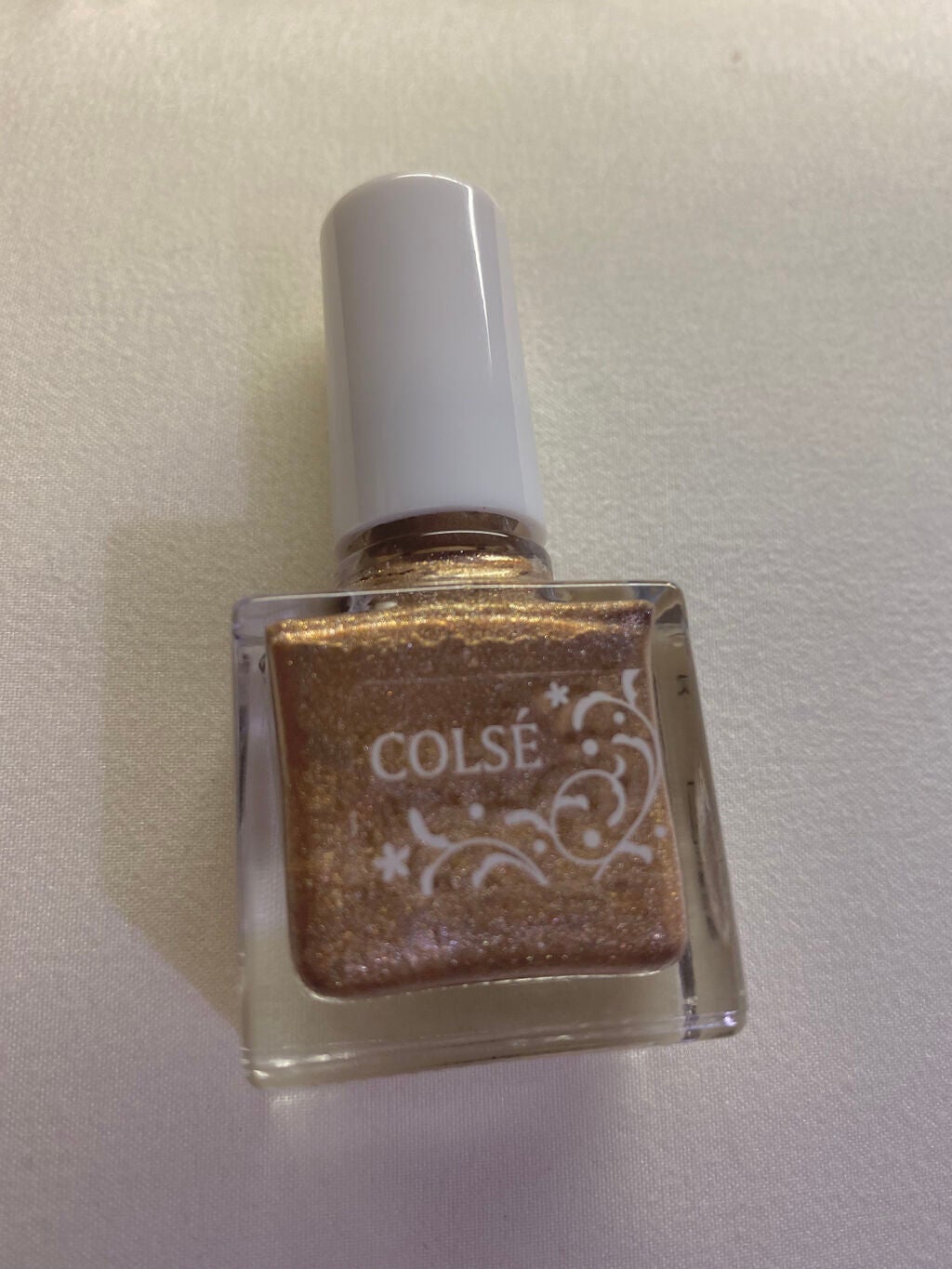 coral_blush_f32 on LIPS 「【使った商品】カナセネイルエナメル aN150ブロンズ ゴール..」(4枚目)