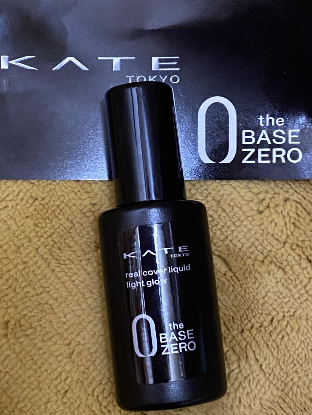 リアルカバーリキッド（ライトグロウ）/KATE/リキッドファンデーションを使ったクチコミ（2枚目）