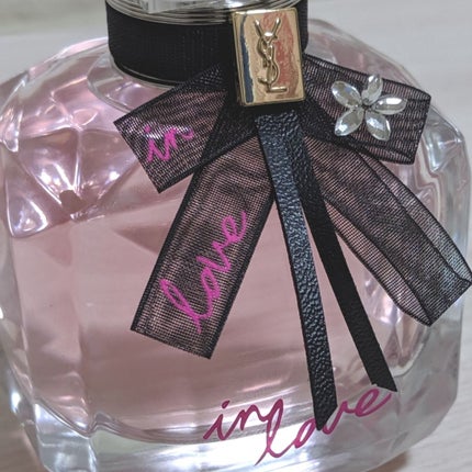 YVES SAINT LAURENT BEAUTE モン パリフローラル オーデパルファムのクチコミ「完全なるパケ買い🤭💕💕
#ysl モンパリ フローラル オーデパルファム インラブエディショ.....」(2枚目)