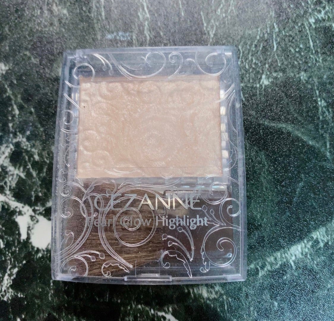 パールグロウハイライト/CEZANNE/パウダーハイライトを使ったクチコミ(1枚目)