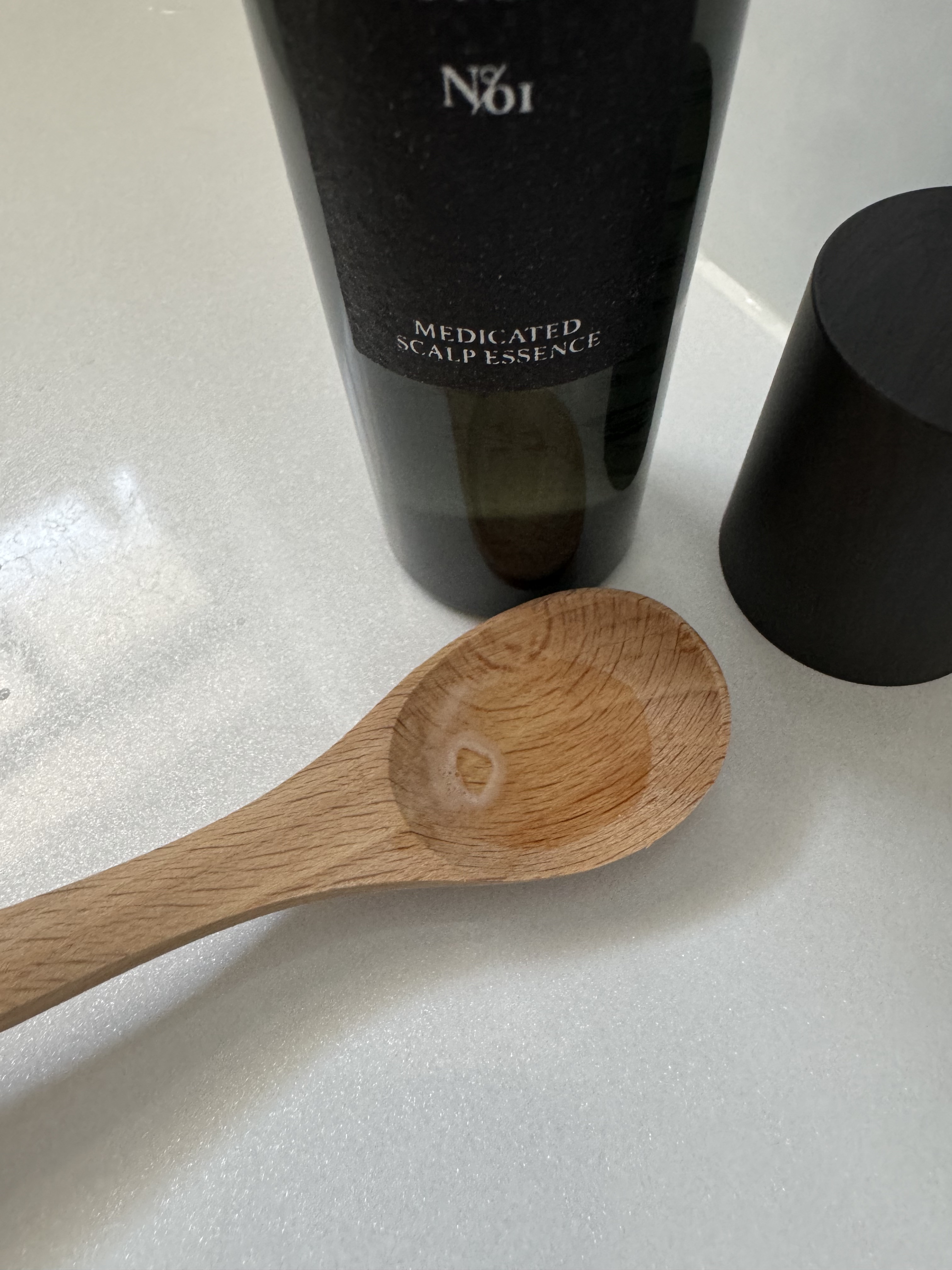 オム メディケイテッド スカルプエッセンス/La chicyou/頭皮ローションを使ったクチコミ（2枚目）