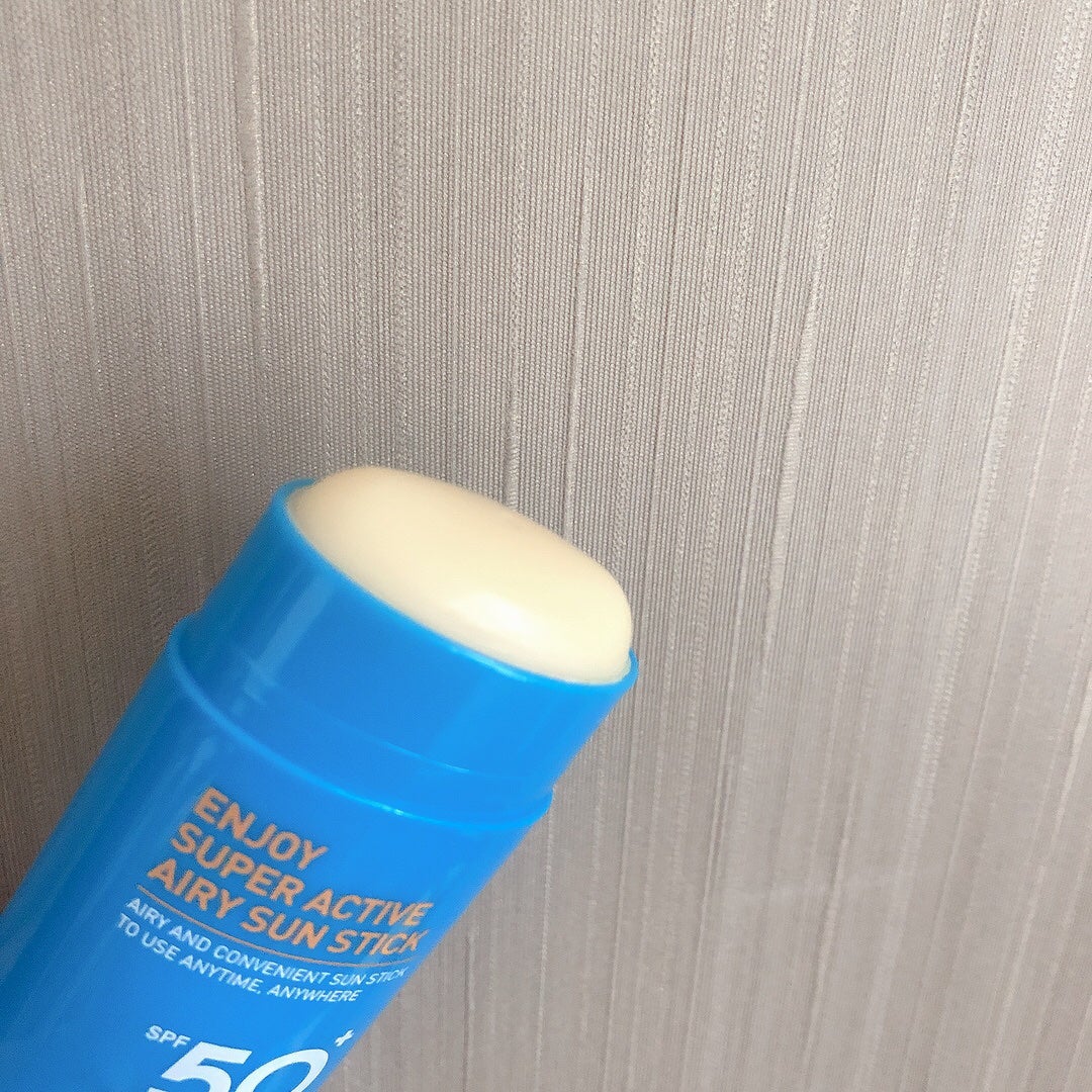 エンジョイエアリーサンスティック/SCINIC/日焼け止めスティックを使ったクチコミ(3枚目)