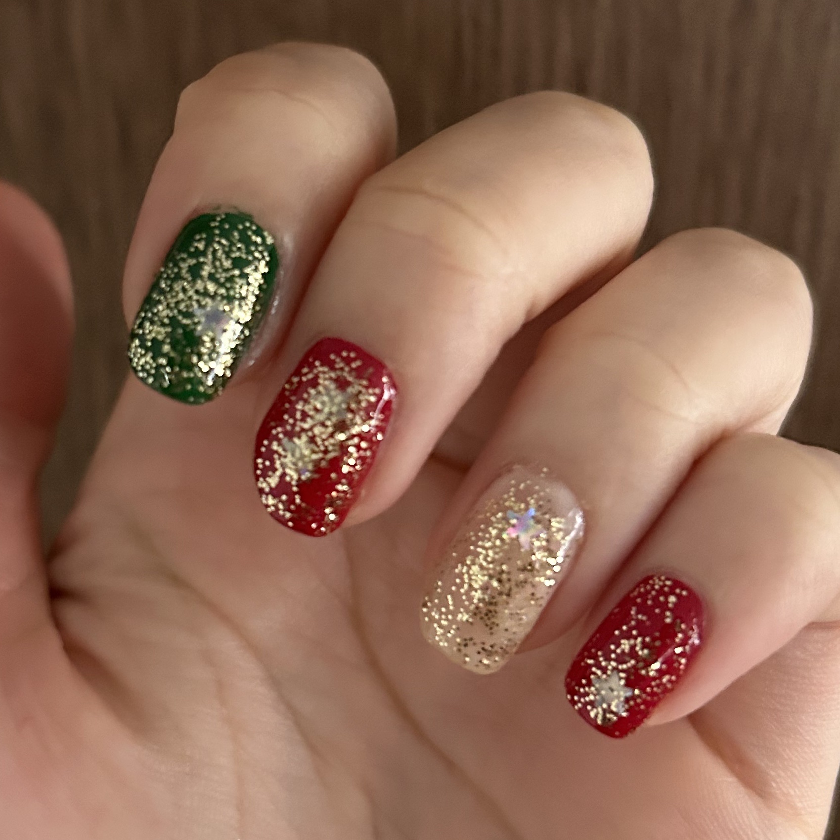 ネイルラッカー NLA16 The Thrill of Brazil/O・P・I/マニキュアを使ったクチコミ（1枚目）