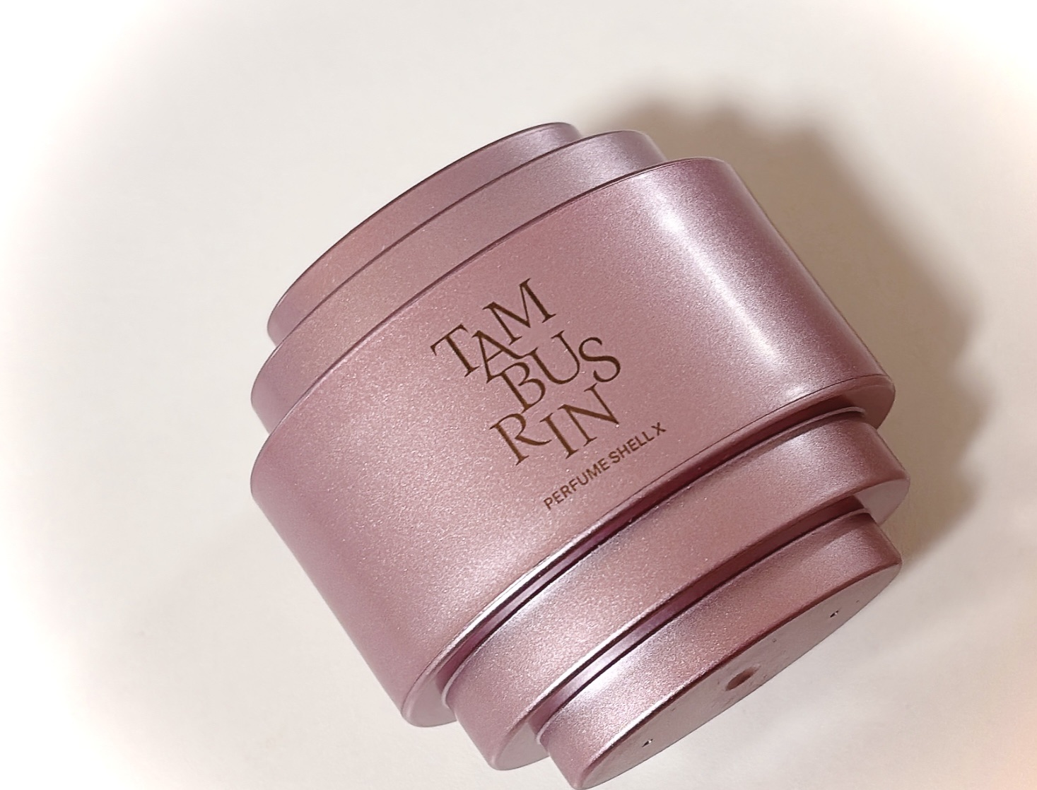 タンバリンズ パフューム シェル エックス ハンドクリーム カモ/tamburins/ハンドクリームを使ったクチコミ（1枚目）