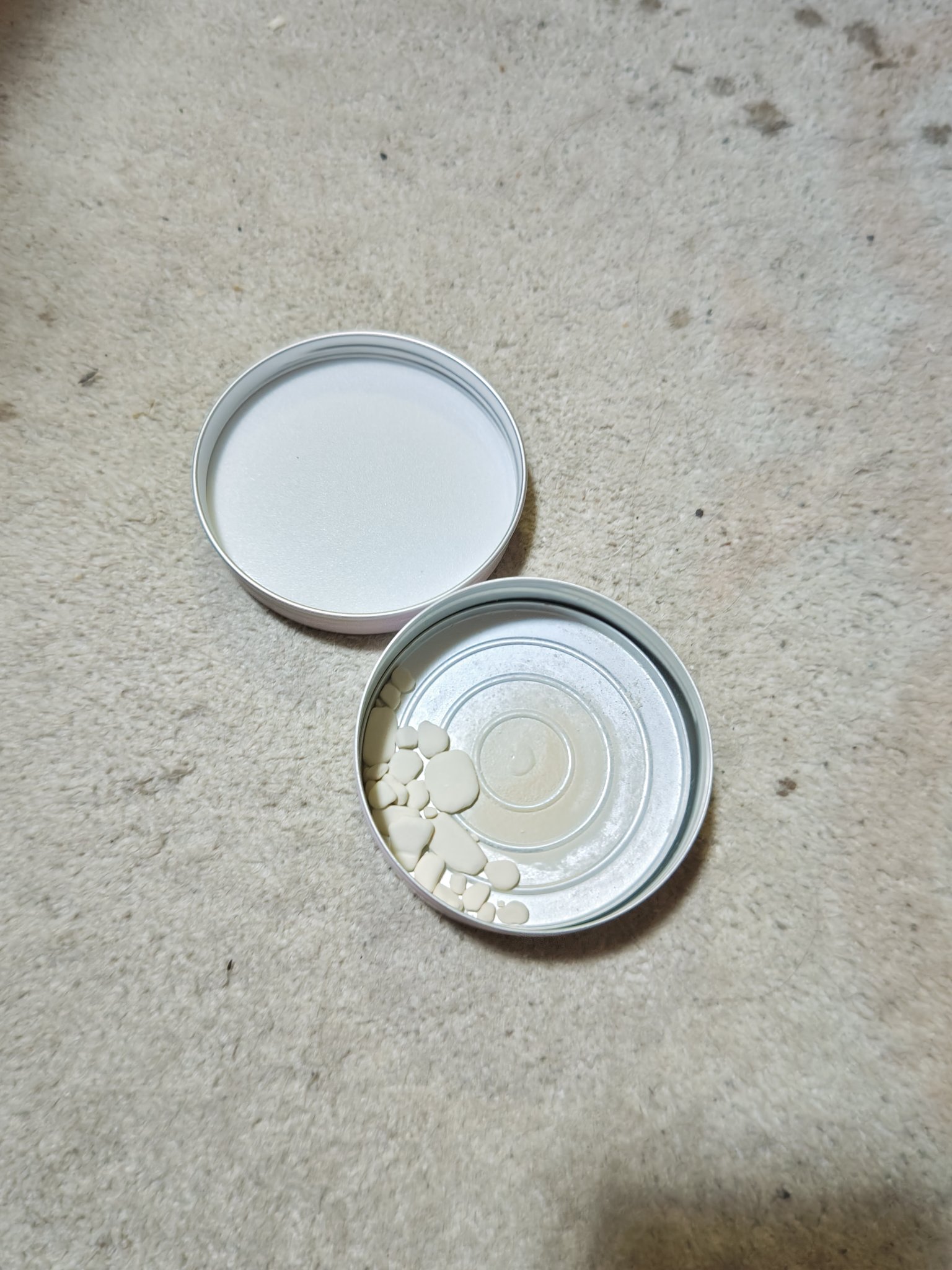 すっぴんパウダーC さくらジャスミンの香り 2024/クラブ/プレストパウダーを使ったクチコミ（1枚目）