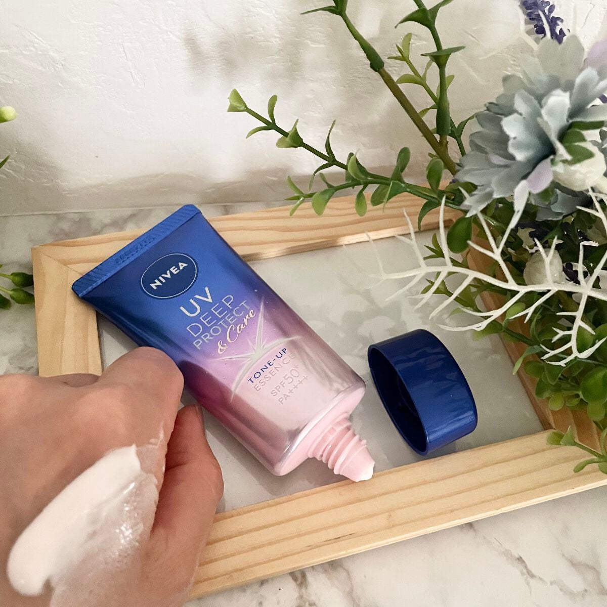 ニベアUV ディープ プロテクト&ケア トーンアップ エッセンス/ニベア/日焼け止めローションを使ったクチコミ(3枚目)