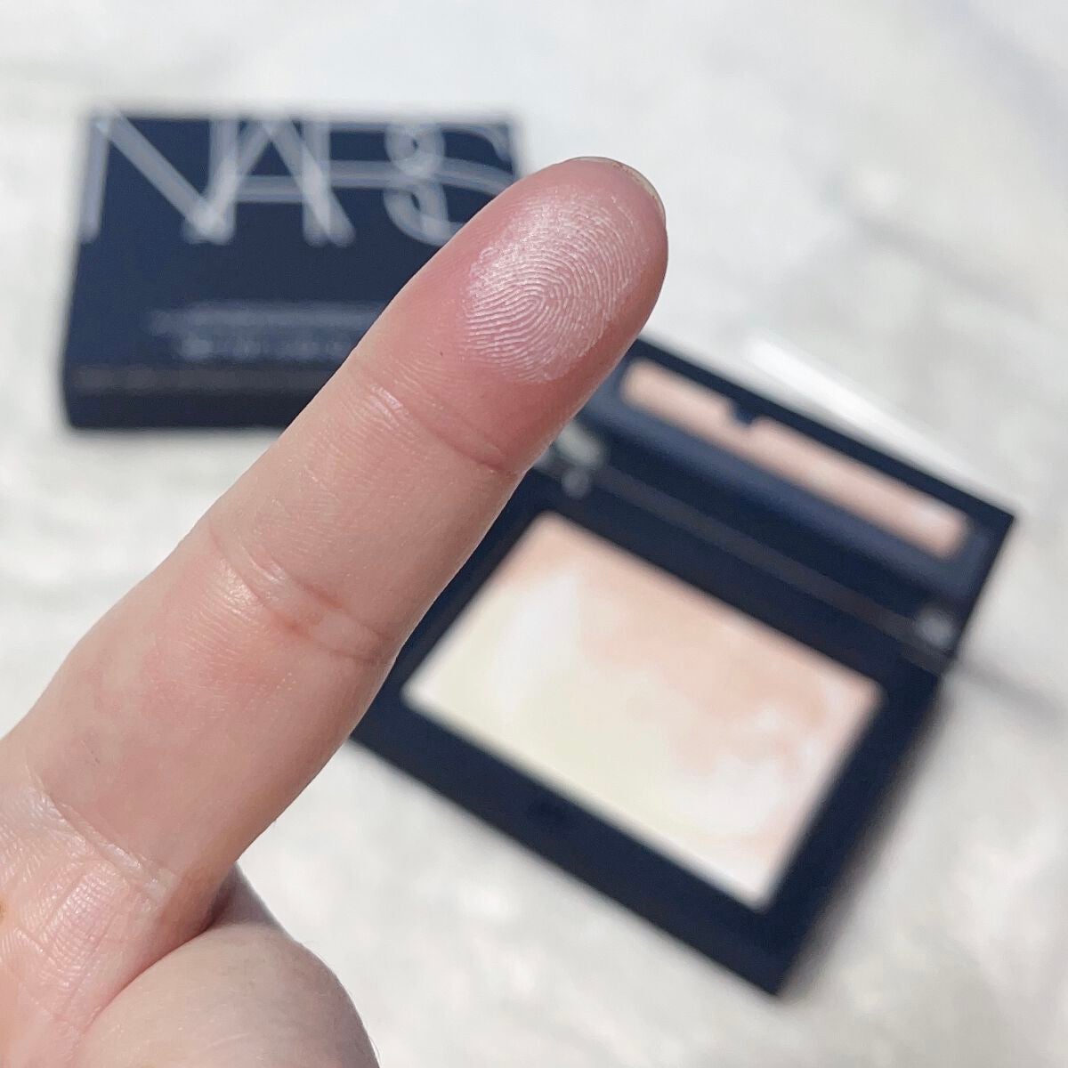 ライトリフレクティング プリズマティックパウダー/NARS/プレストパウダーを使ったクチコミ(3枚目)