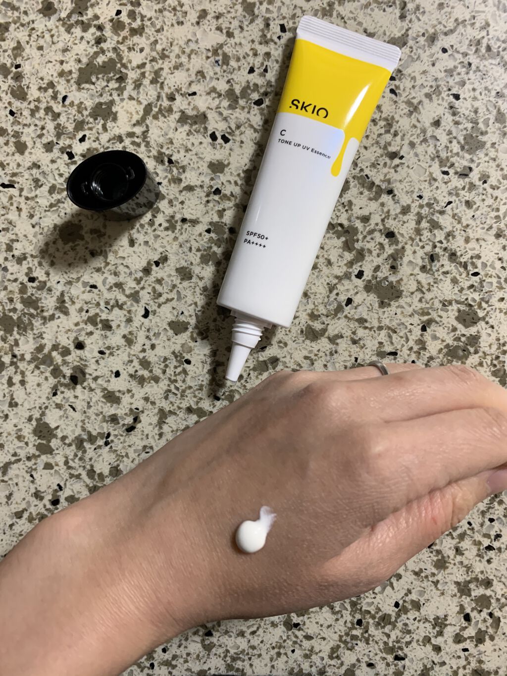 VC トーンアップUVエッセンス/SKIO/日焼け止めローションを使ったクチコミ（2枚目）