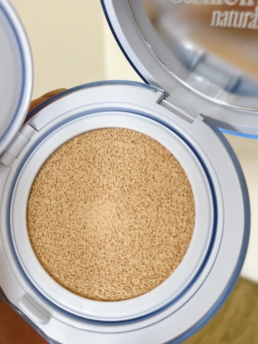 フィー クッションガラス ナチュラル/fwee/クッションファンデーションを使ったクチコミ（3枚目）