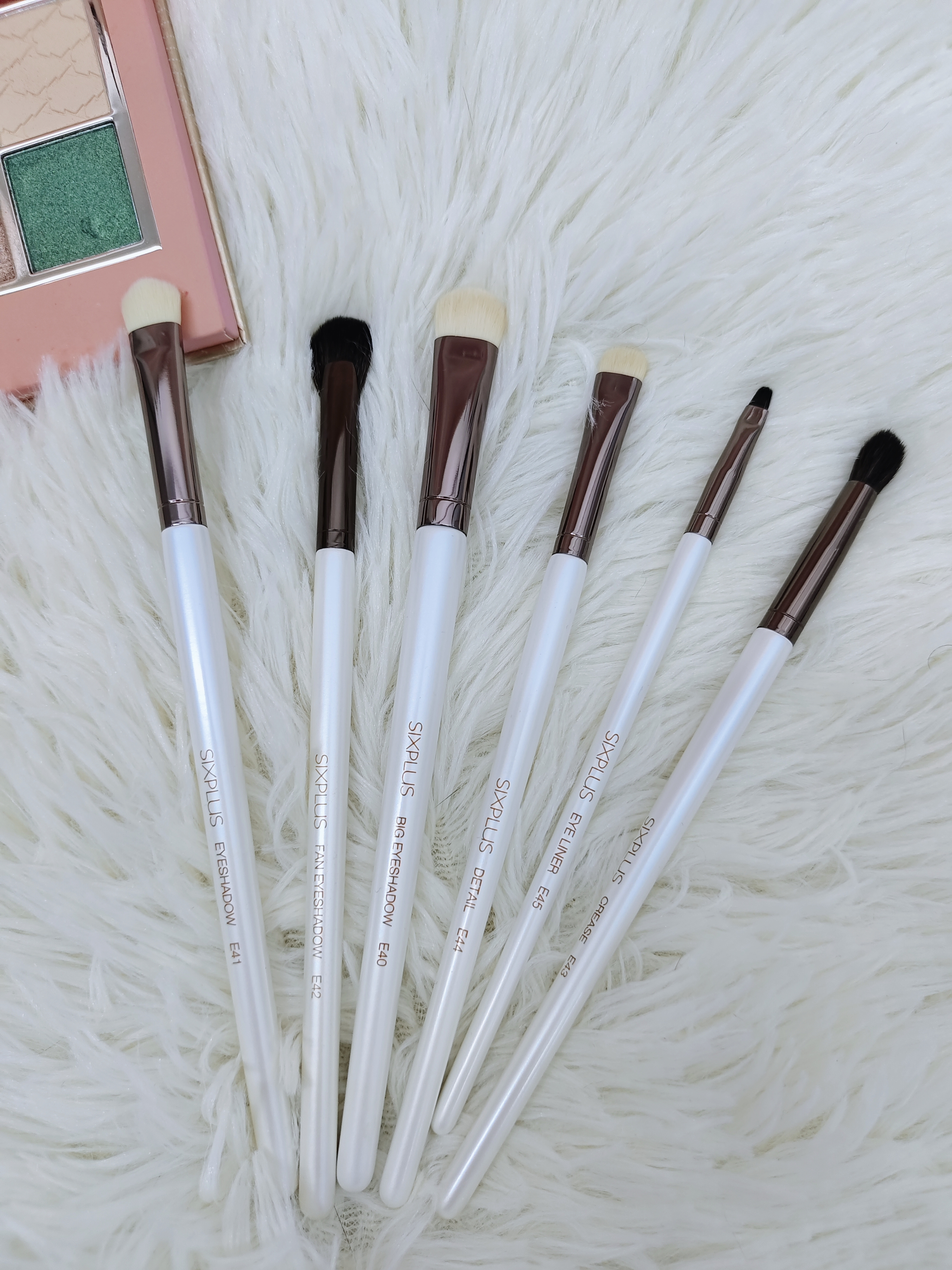 SIXPLUS ホワイトパール アイメイクブラシ 7本セット/SIXPLUS/メイクブラシを使ったクチコミ（1枚目）