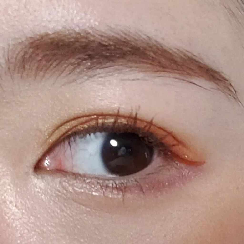 アディクション ザ アイシャドウ スパークル 008SP Garnish Sun/ADDICTION/単色アイシャドウを使ったクチコミ（3枚目）