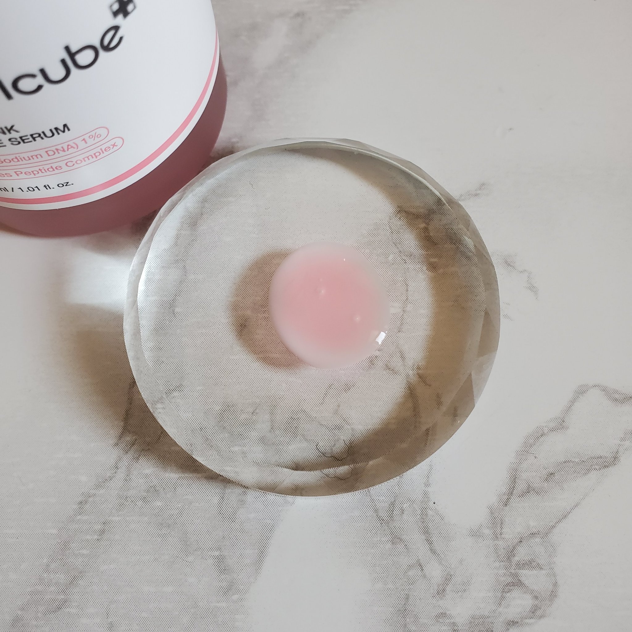 PDRNピンクアンプル PDRN 10,000ppm配合/MEDICUBE/美容液を使ったクチコミ（3枚目）