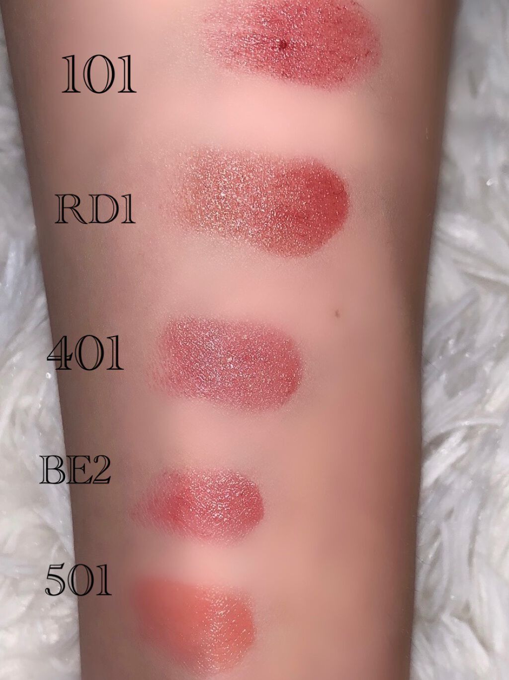 ラスティンググロスリップ/CEZANNE/口紅を使ったクチコミ(3枚目)