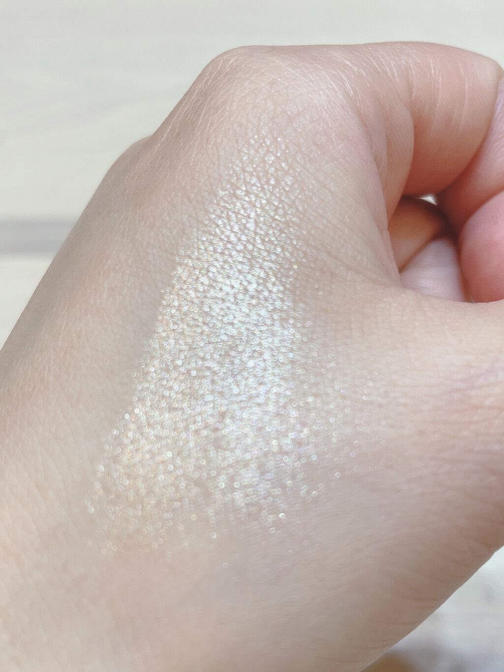 ルナーラックコレクション  エクストラ ディメンション スキンフィニッシュ ルナーライツ/M・A・C/パウダーハイライトを使ったクチコミ（3枚目）