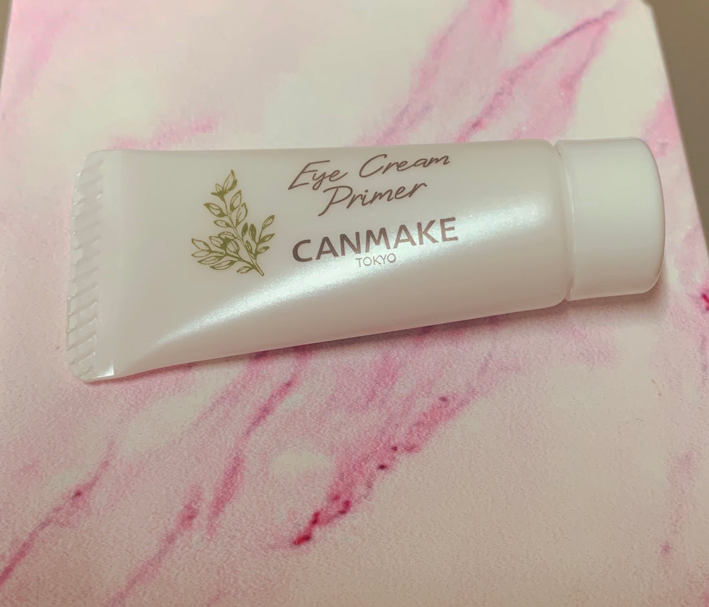 アイクリームプライマー/キャンメイク/アイシャドウベースを使ったクチコミ(1枚目)