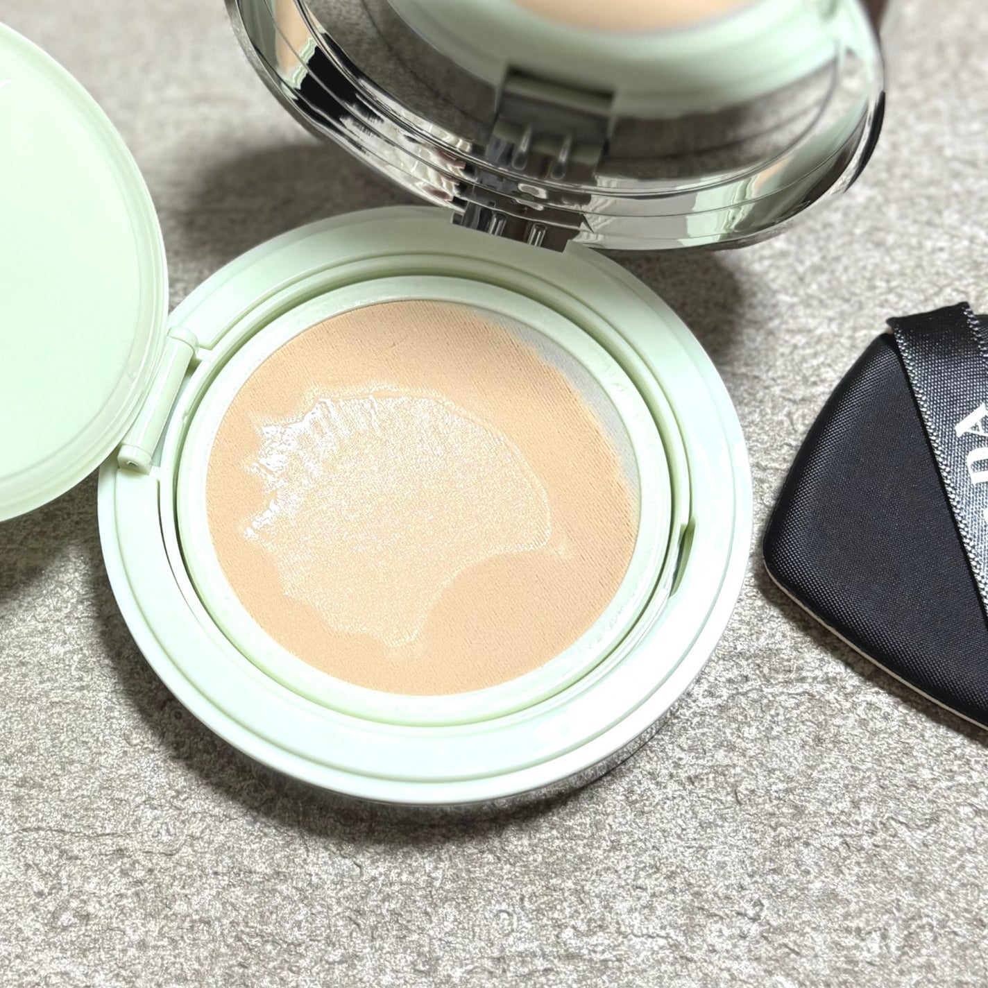 プラダ メッシュ クッション/PRADA BEAUTY/クッションファンデーションを使ったクチコミ(6枚目)