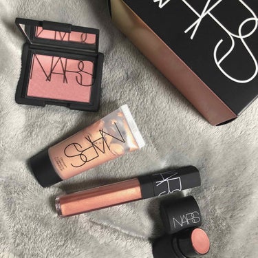 メーキャップイルミネイター/NARS/リキッドファンデーションを使ったクチコミ（1枚目）