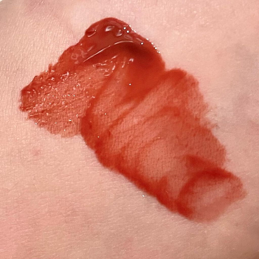 ジューシーラスティングティント/rom&nd/リップティントを使ったクチコミ(4枚目)