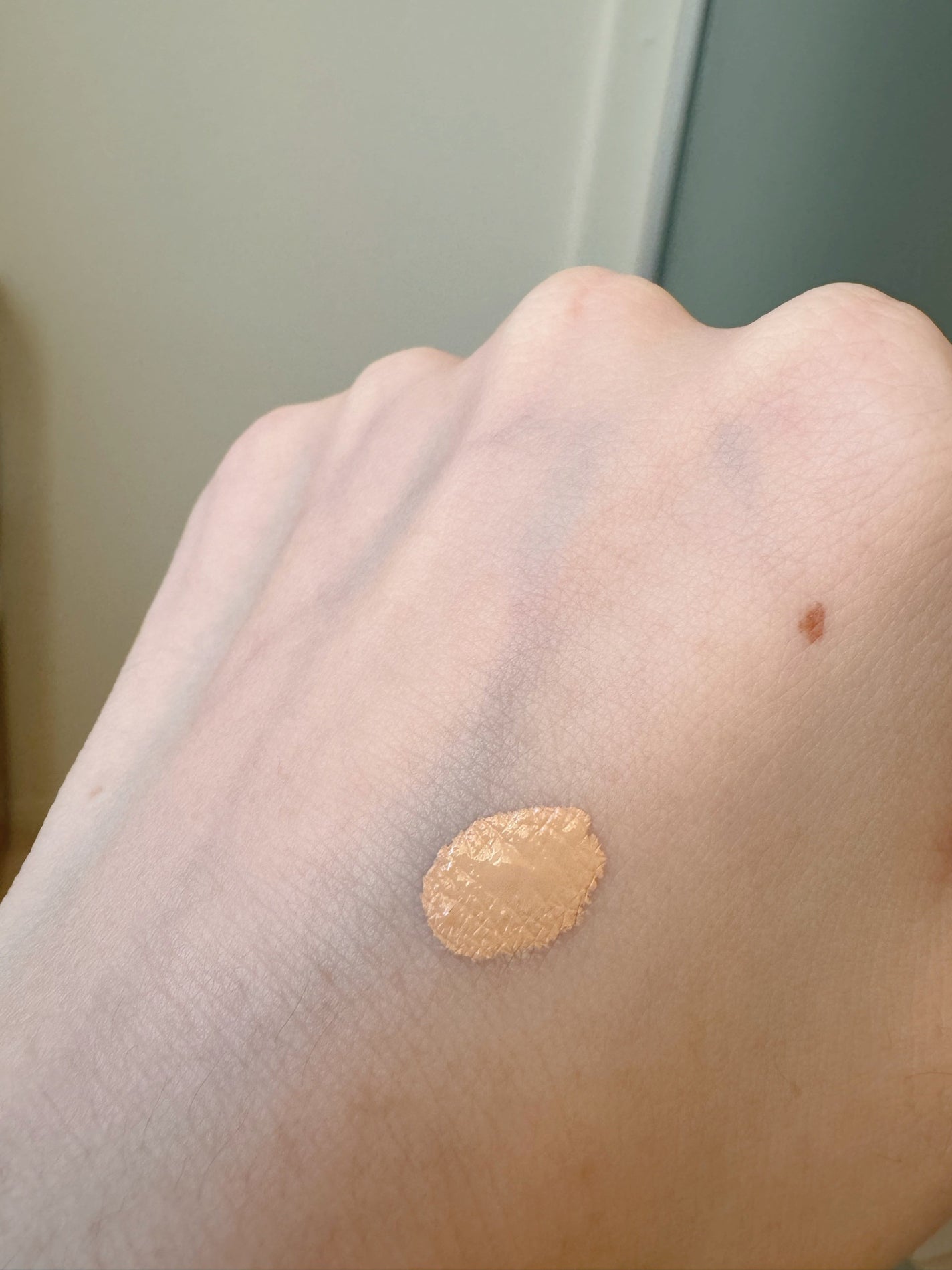 ベアプロ 16HR オールオーバー コンシーラー SPF25(PA+++)/bareMinerals/リキッドコンシーラーを使ったクチコミ(4枚目)