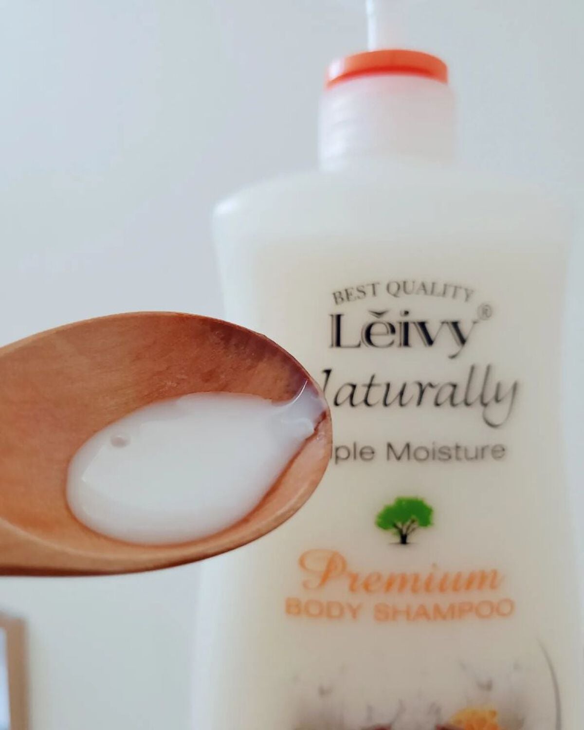レイヴィープレミアムボディシャンプー ローヤルゼリー/Leivy/ボディソープを使ったクチコミ(2枚目)