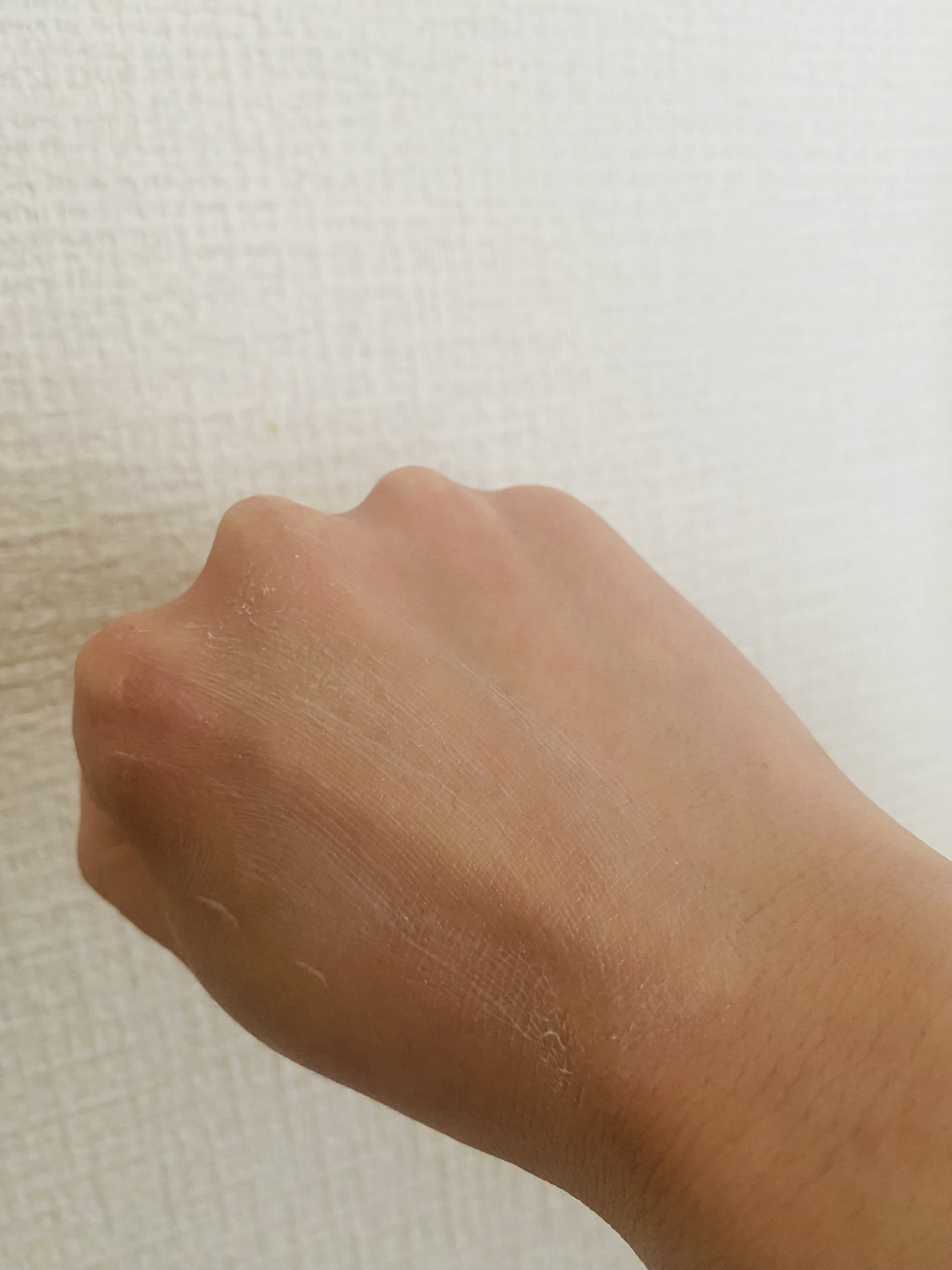 ディセンシア フローレス UVプロテクター/DECENCIA/日焼け止めローションを使ったクチコミ（3枚目）