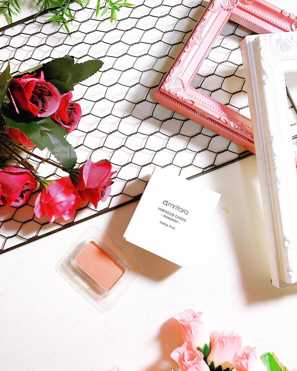 ハイビスカスチーク/AMRITARA/パウダーチークを使ったクチコミ（1枚目）