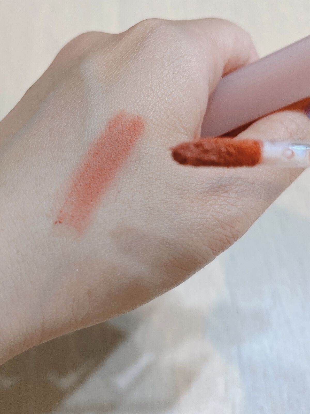 ブリーズベルベットティント 03 リッソムベージュ/Flynn/リップティントを使ったクチコミ（3枚目）