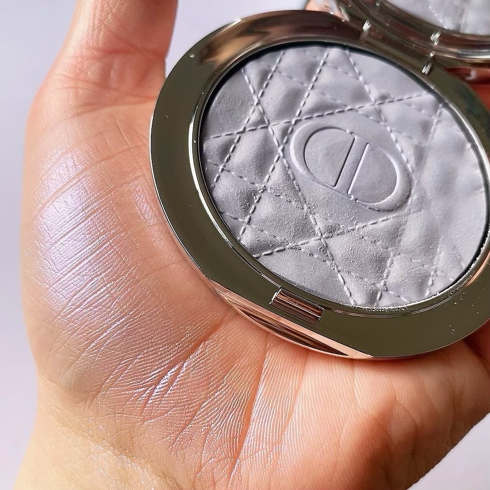 ディオールスキン フォーエヴァー クチュール ルミナイザー/Dior/プレストパウダーを使ったクチコミ(4枚目)