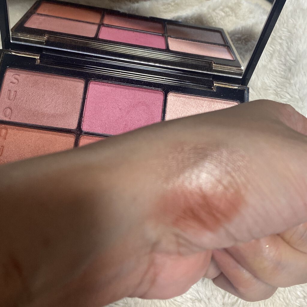 パウダー ブラッシュ コンパクト/SUQQU/パウダーチークを使ったクチコミ（3枚目）