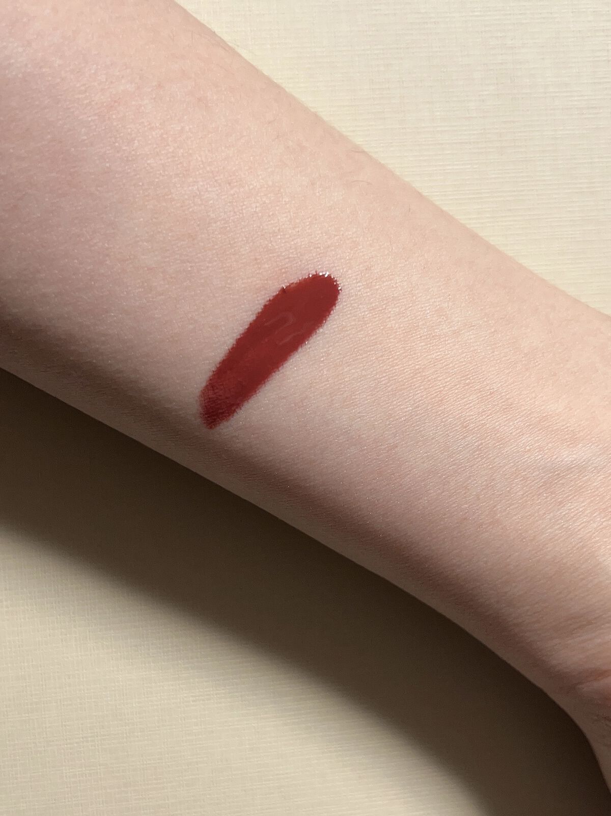 SPステイ ヴィニルインク 10 おしゃべりなヌードルージュ/MAYBELLINE NEW YORK/口紅を使ったクチコミ（2枚目）