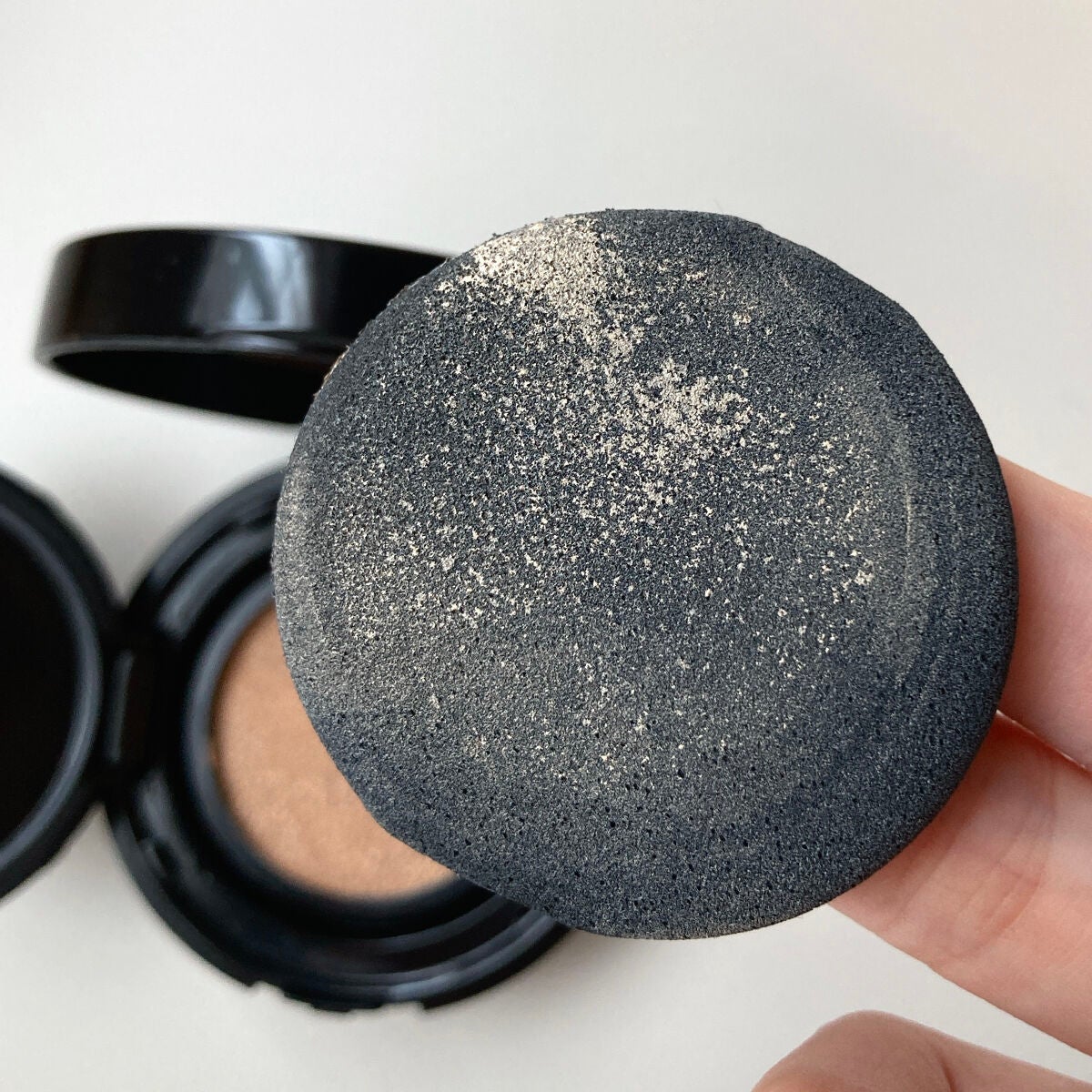 ブラック クッション/HERA/クッションファンデーションを使ったクチコミ(4枚目)