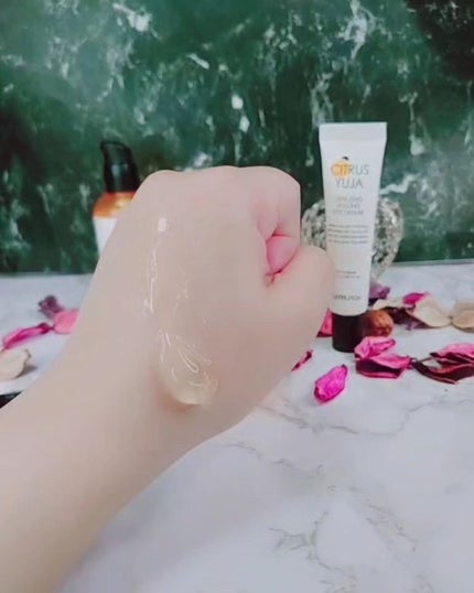 シトラスゆずバイタライジングアンプル/Farmstay/美容液を使ったクチコミ(6枚目)