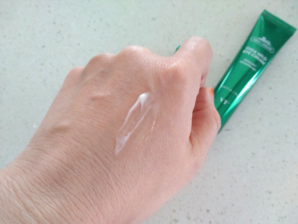 CICA マイルドアイクリーム/VT/アイケア・アイクリームを使ったクチコミ（3枚目）