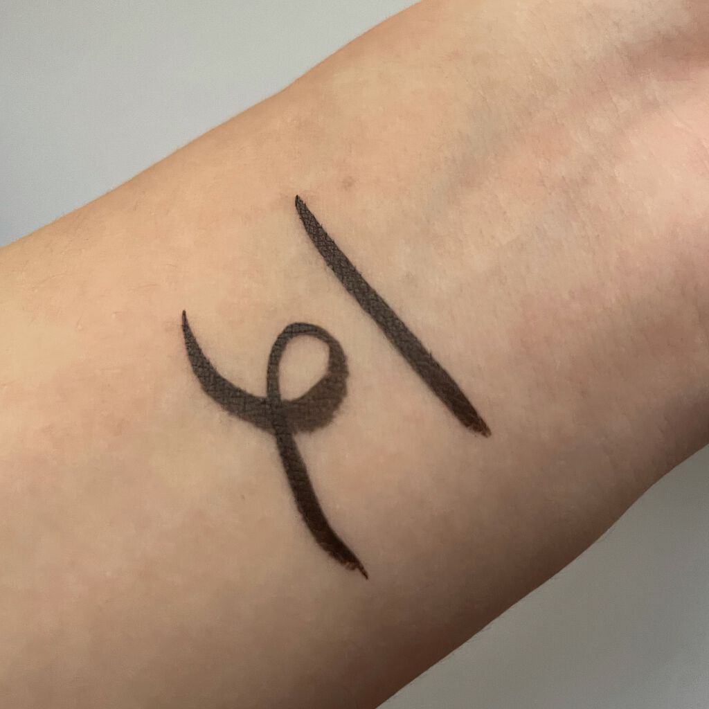 スキルレスライナー/LUMIURGLAS/リキッドアイライナーを使ったクチコミ（2枚目）