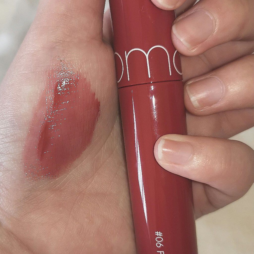 ジューシーラスティングティント/rom&nd/リップティントを使ったクチコミ（3枚目）