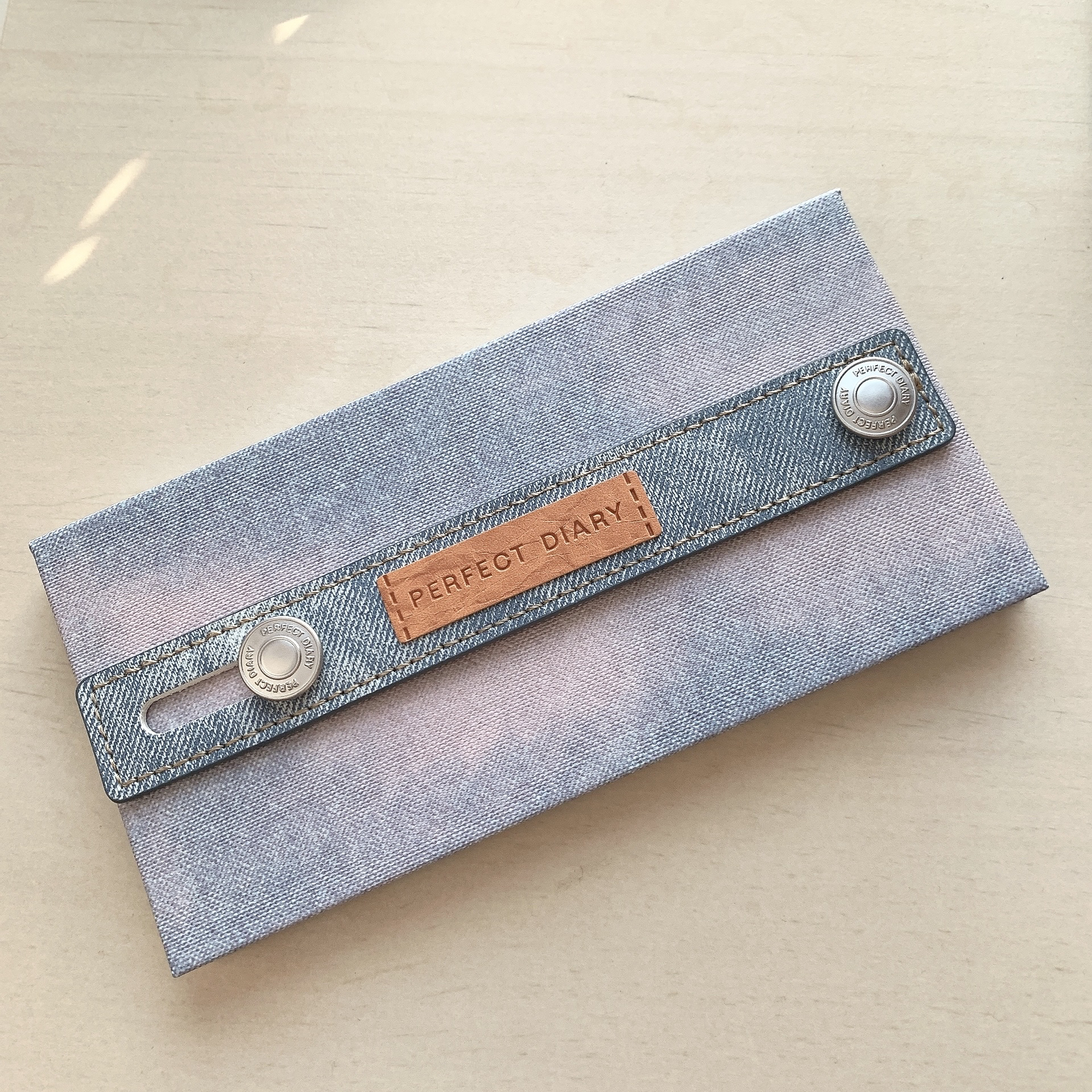 デザイナーアイズ＆チークパレット/PERFECT DIARY/アイシャドウパレットを使ったクチコミ（1枚目）