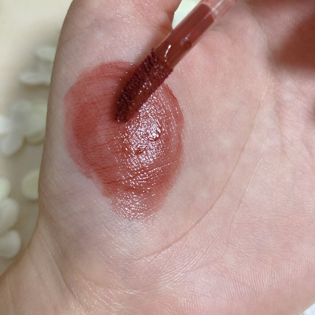 ジューシーラスティングティント/rom&nd/リップティントを使ったクチコミ(3枚目)