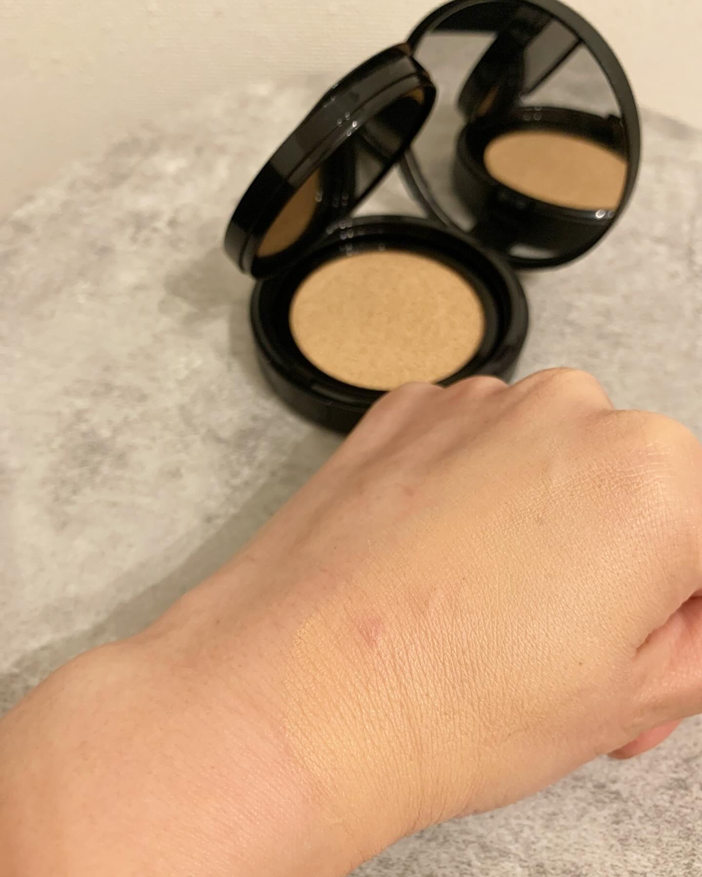 ベルベットジュエルクッション/BIVABOO/クッションファンデーションを使ったクチコミ（2枚目）