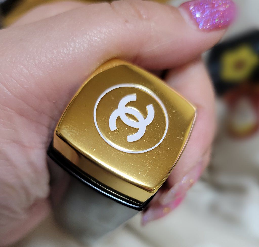 CHANEL シャネル N°5 オードゥ トワレット(ヴァポリザター)のクチコミ「CHANEL ♡No5 オードトワレ 

✼••┈┈••✼••┈┈••✼••┈┈••✼••┈┈.....」（3枚目）