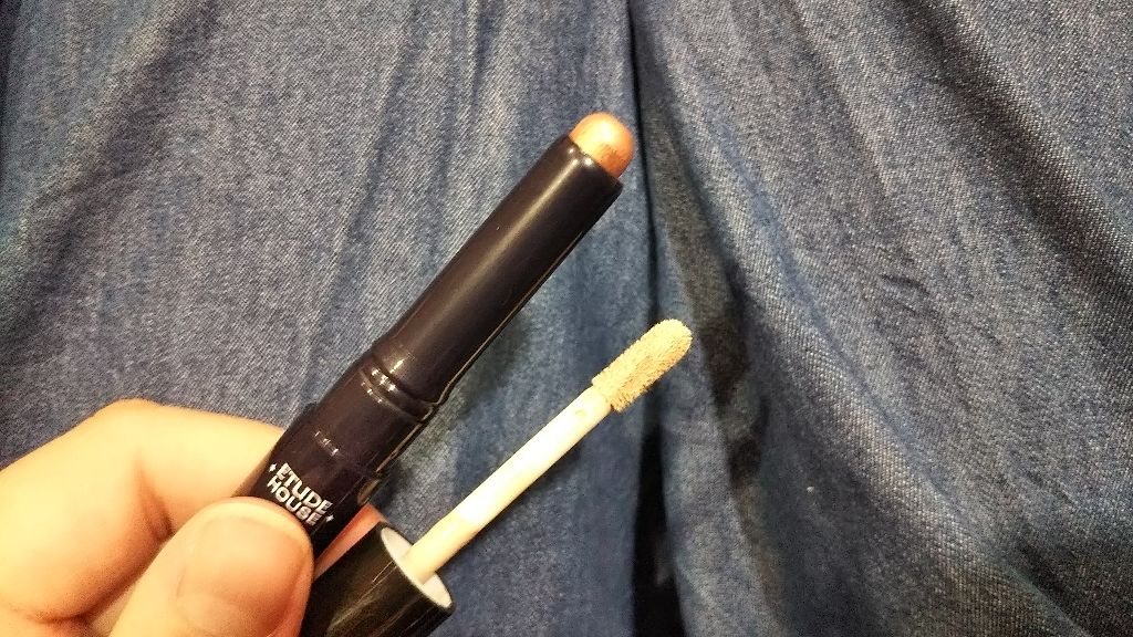 キラキラ アイシャドウ/ETUDE/スティックアイシャドウを使ったクチコミ（2枚目）