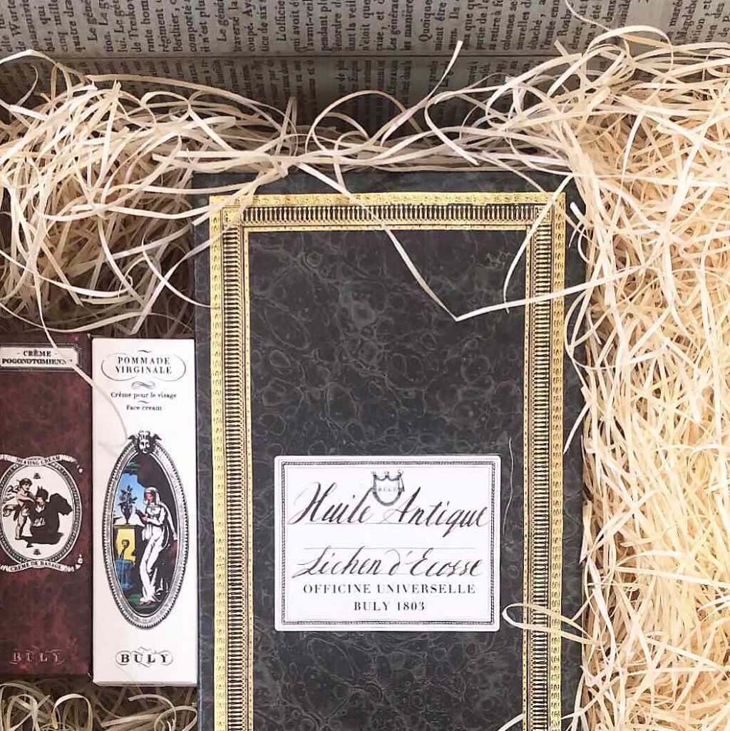 ユイル・アンティーク ローズ・ドゥ・ダマス/オフィシーヌ・ユニヴェルセル・ビュリー/ボディオイルを使ったクチコミ（2枚目）