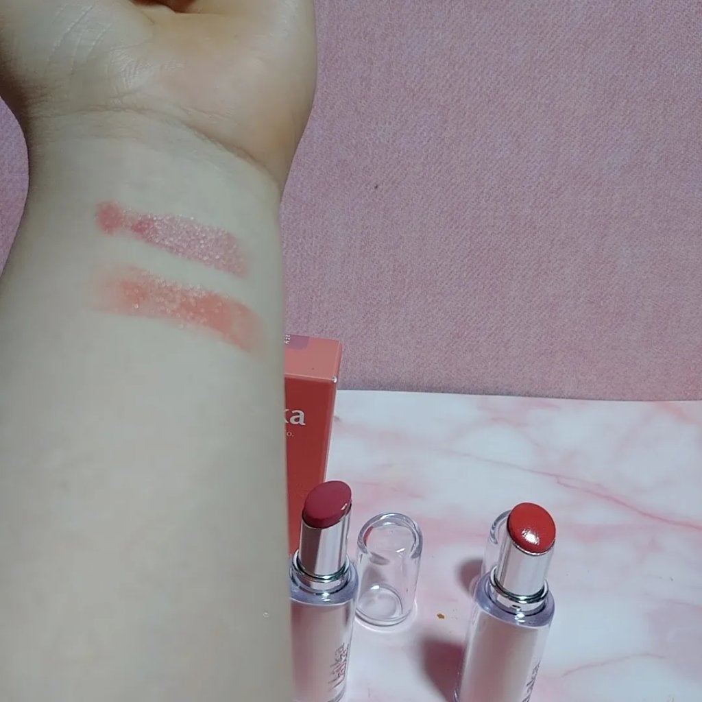 ボンディンググロウリップスティック/Laka/口紅を使ったクチコミ(2枚目)