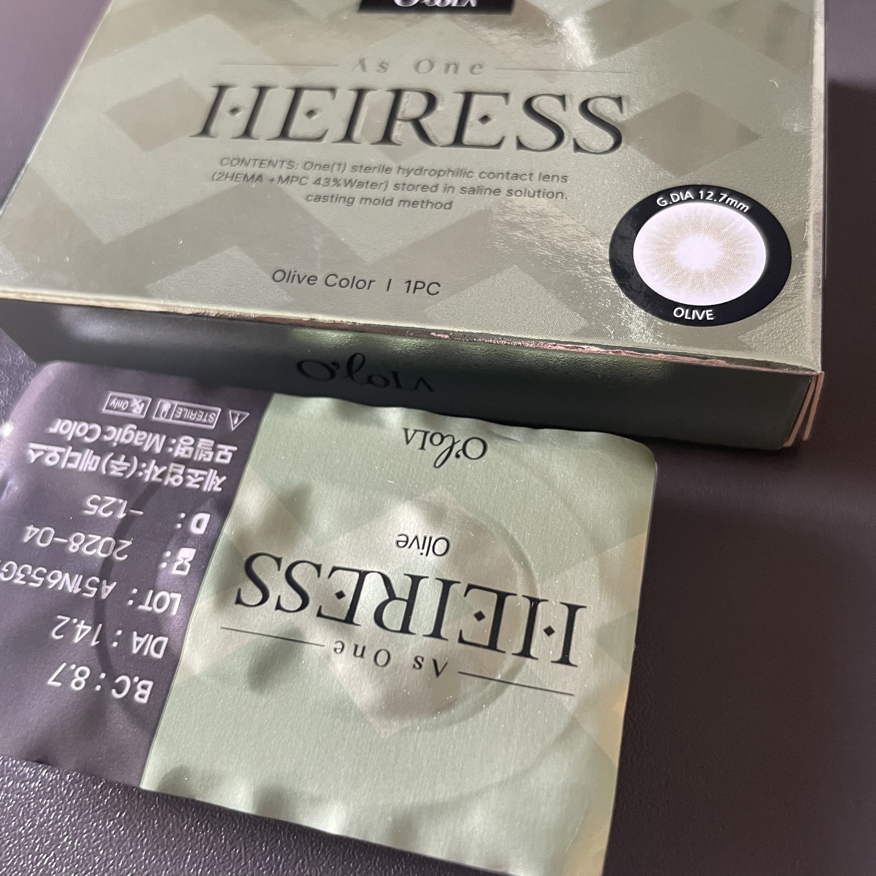 エアリス(Heiress) オリーブ/OLOLA/カラーコンタクトレンズを使ったクチコミ（3枚目）